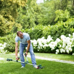 Sale Bosch Akku-Rasentrimmer UniversalGrassCut 18V