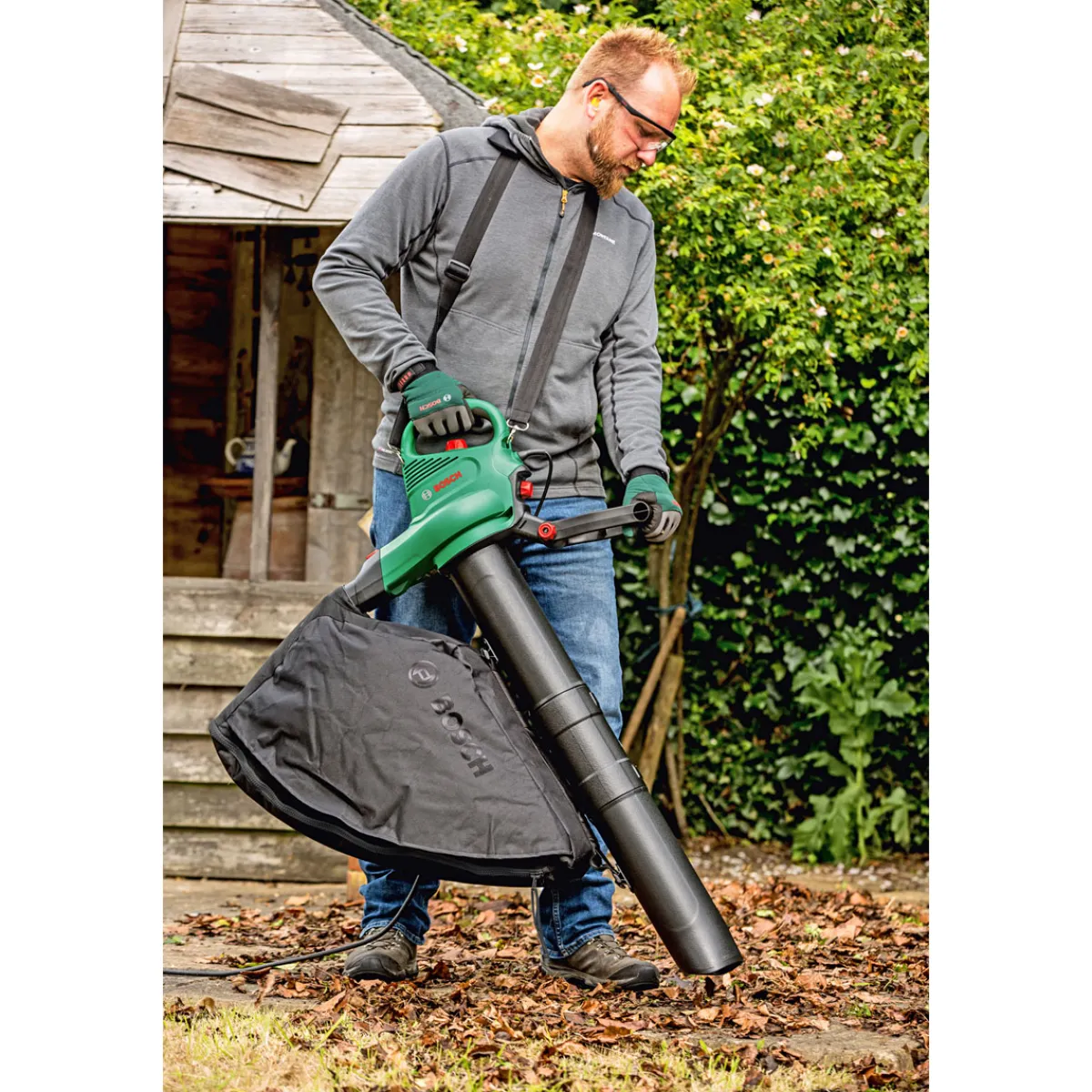 Online Bosch Elektro-Laubsauger UniversalGardenTidy 2300