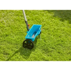 Clearance Gardena Combisystem Streuwagen