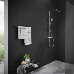 New Hansgrohe Duschsystem Vernis Shape mit Thermostat chrom