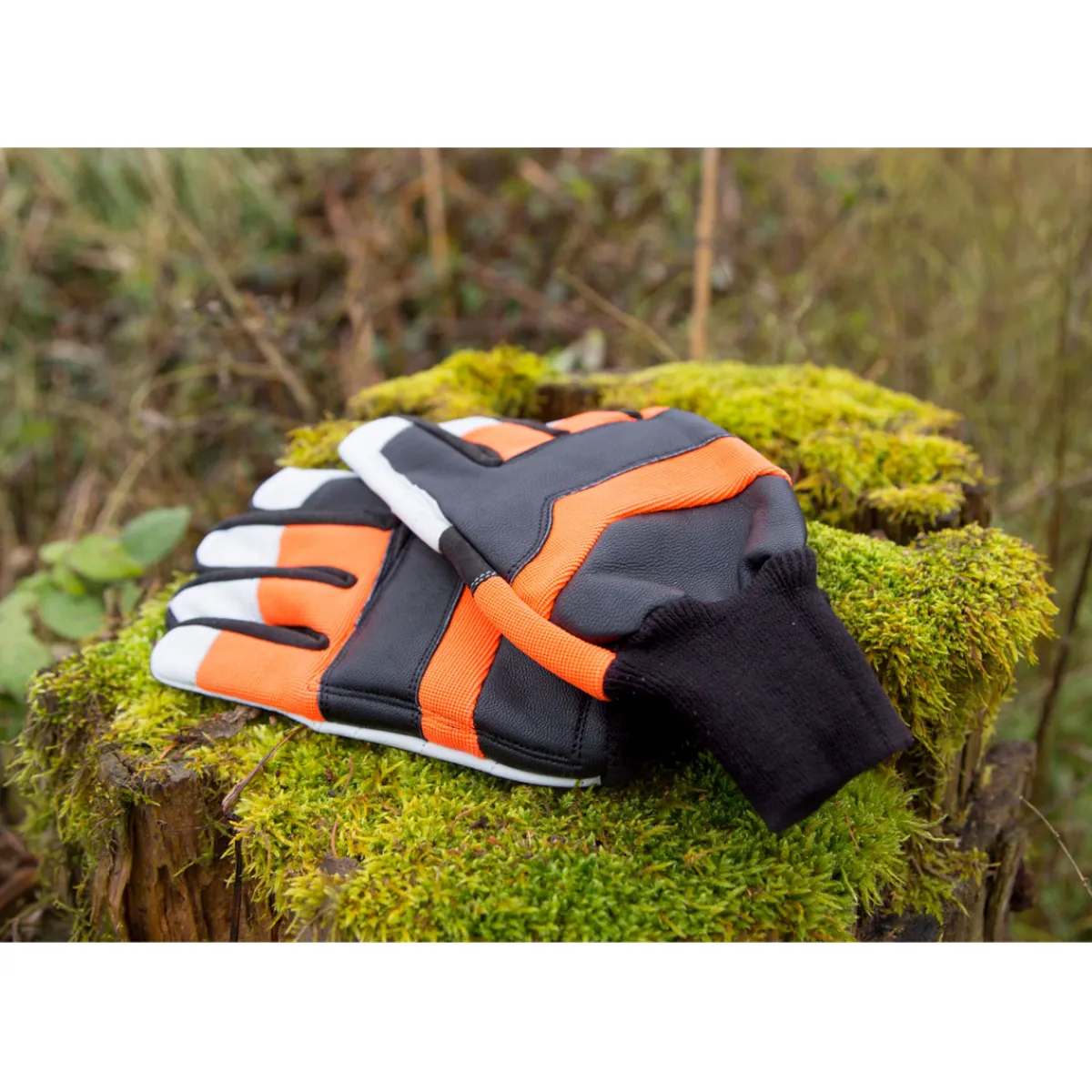 Online Kerbl Motorsägenhandschuh Forester schwarz Größe 9/L