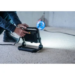 Brennenstuhl LED Arbeitsstrahler JARO 7060 M5800lm, 50W, 5m, H07RN-F 3G1,0, IP65