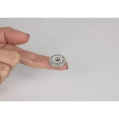 New Suki Topfmagnet Neodym Ø 20 x 7 mm, mit Senkbohrung Ø 4,5 mm