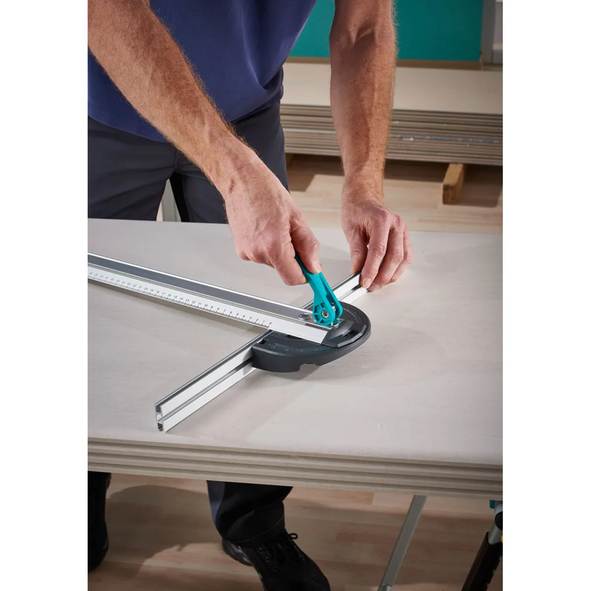 Best Wolfcraft T-Schiene mit Parallelschneider