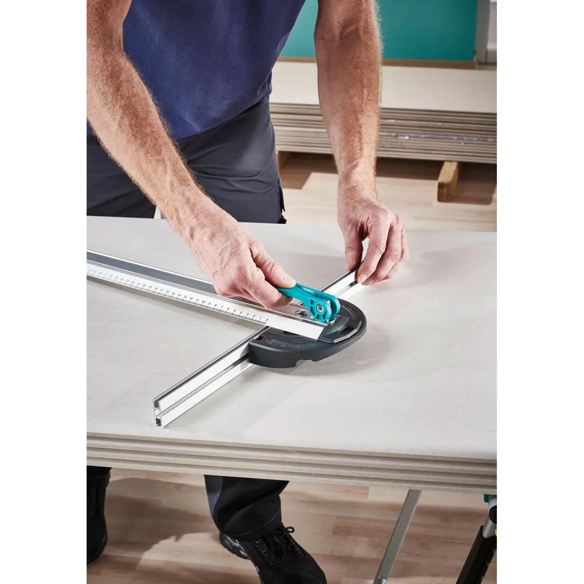 Best Wolfcraft T-Schiene mit Parallelschneider